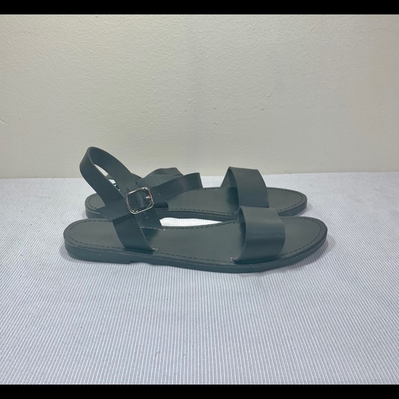 Sandals - Picture 5 of 6